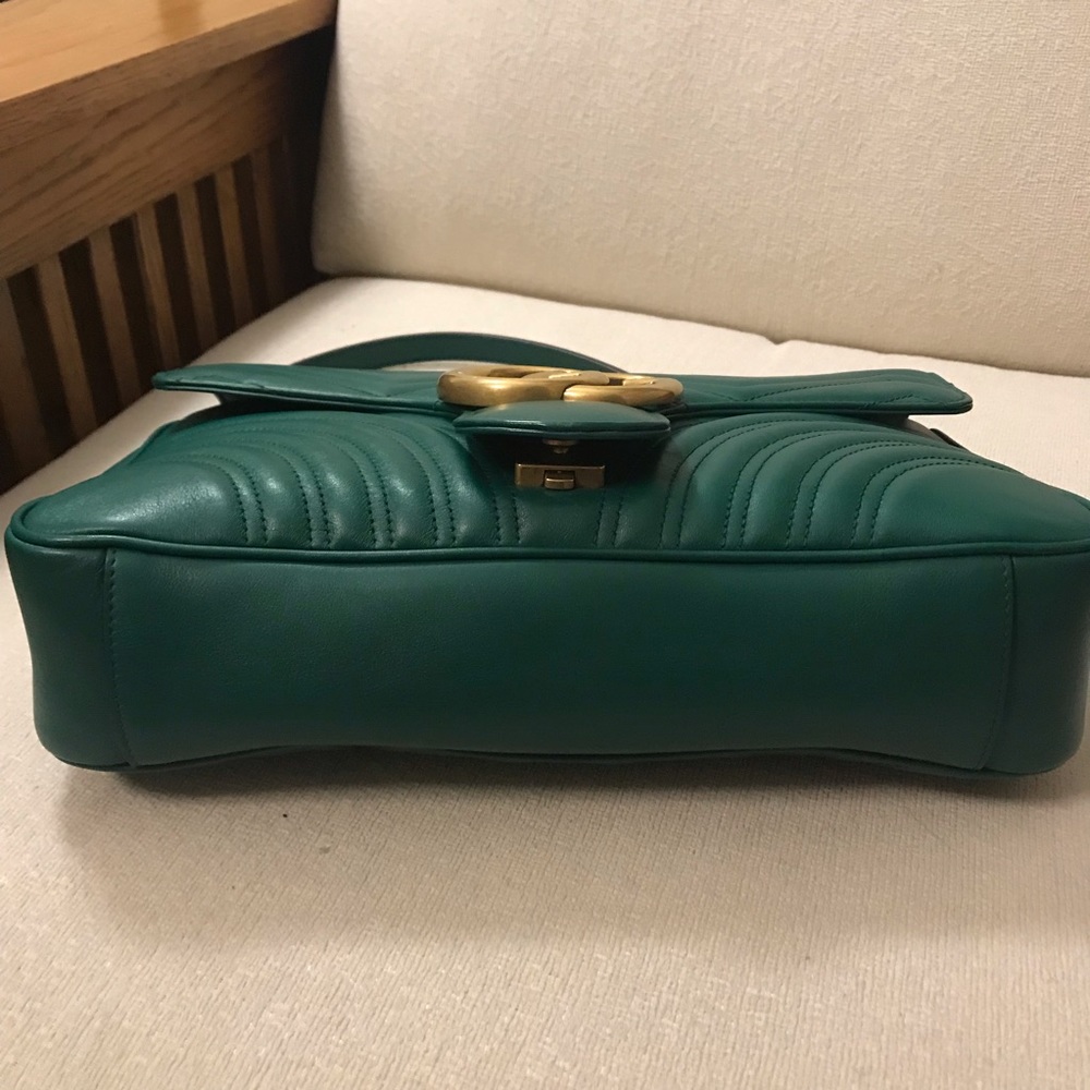 Authentic Gucci Medium Marmont Shoulder Flap Bag - Picture 7 of 8